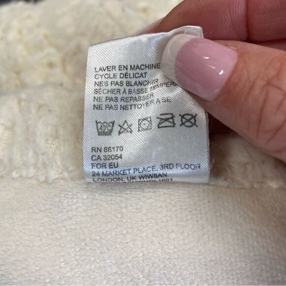 Urban Outfitters OU Home White Throw Soft Sherpa Fleece Blanket 65" x 70" - Picture 8 of 10